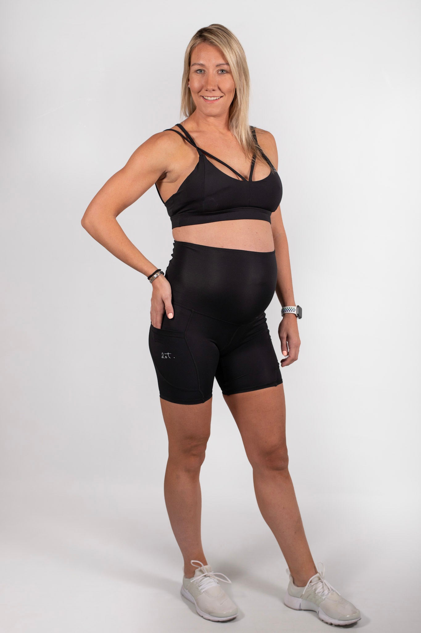 BLACK MID THIGH MATERNITY SMALL