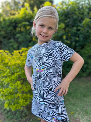 SASSY ZEBRA TEE