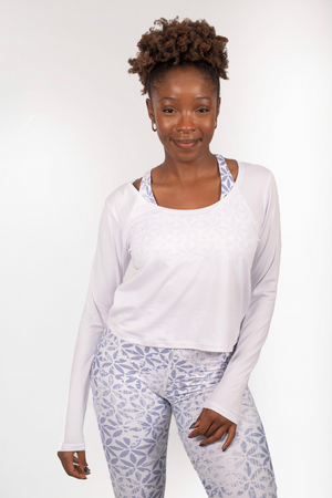 WHITE LONG SLEEVE FLOW TOP
